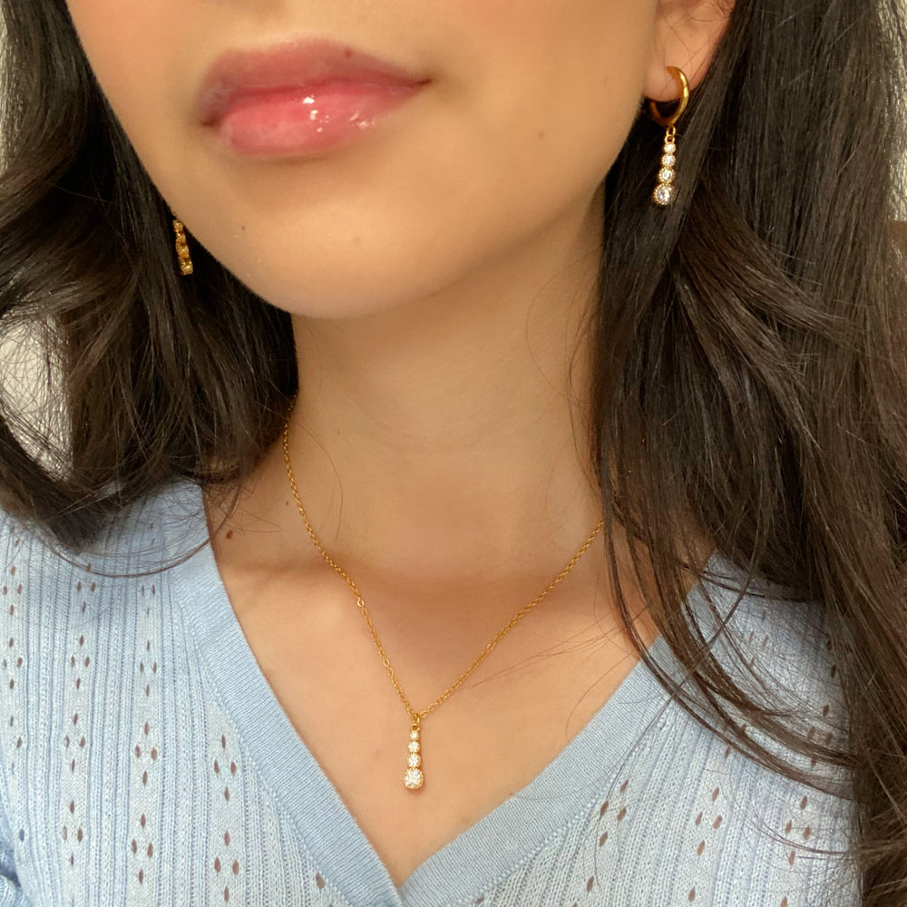 
                
                    Load image into Gallery viewer, Emma Hoops
                
            