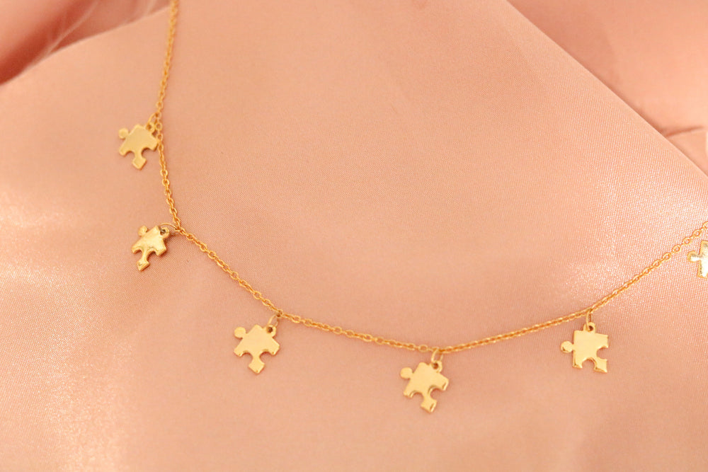 
                
                    Load image into Gallery viewer, Puzzle Piece Choker
                
            