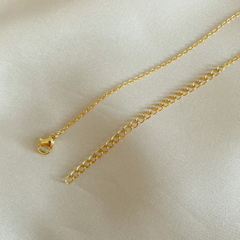 
                
                    Load image into Gallery viewer, Moonlight Necklace
                
            